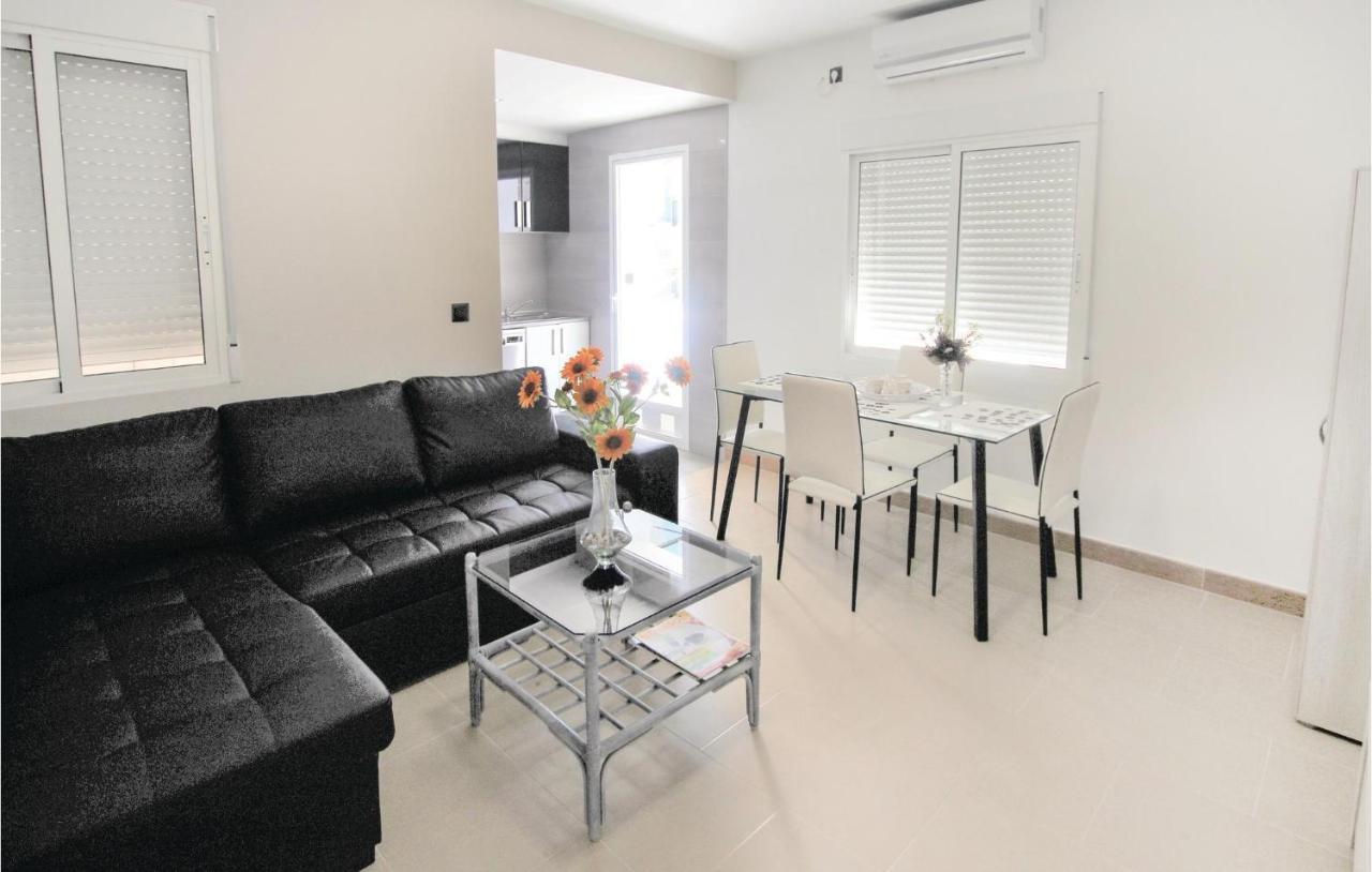 3 Bedroom Gorgeous Apartment In Alicante Luaran gambar
